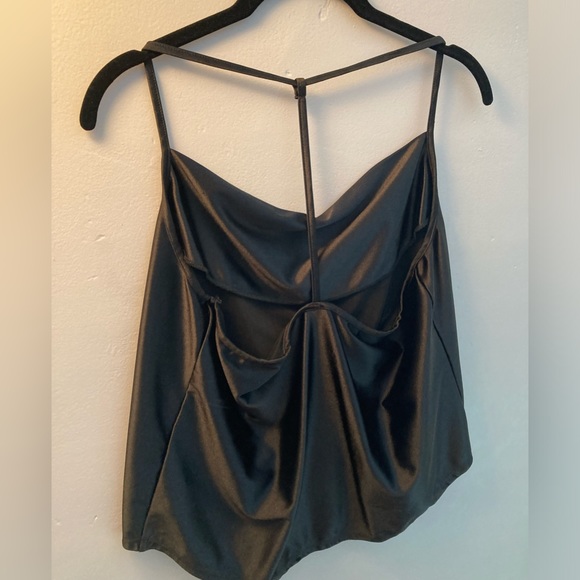 Slinky Black Top - Picture 8 of 10